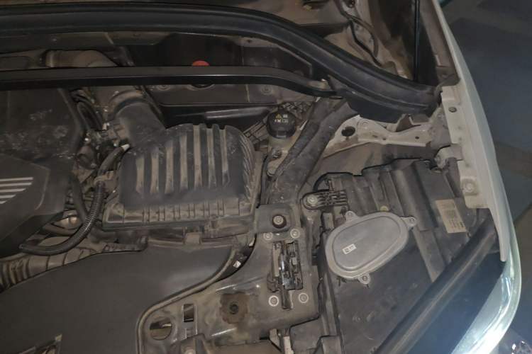 Used BMW X1 2022 sDrive25Li Leading Model Engine Bay Left
