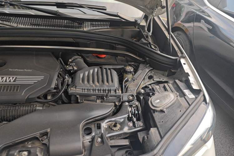 Used BMW X1 2022 sDrive25Li Leading Model Engine Bay Left