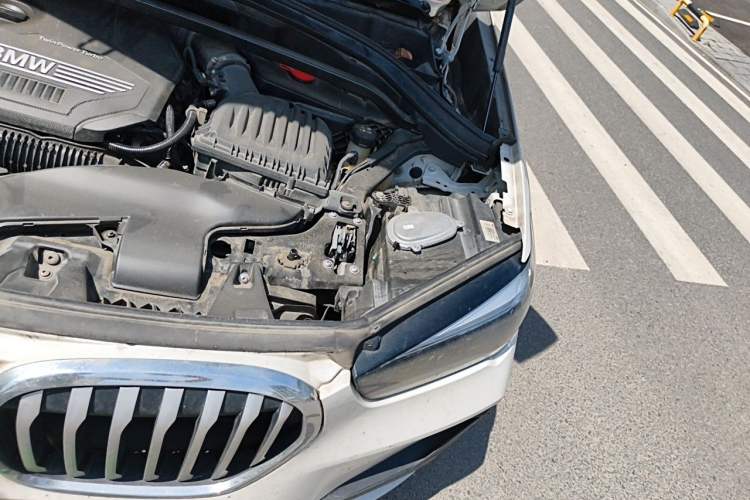 Used BMW X1 2022 sDrive25Li Leading Model Engine Bay Left