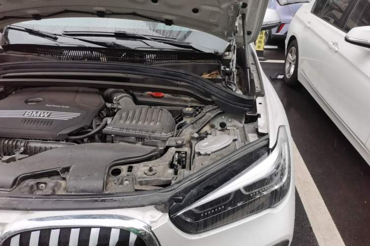 Used BMW X1 2022 sDrive20Li Fashion Model Engine Bay Left
