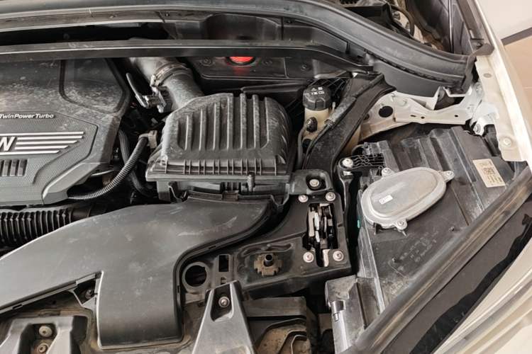Used BMW X1 2022 sDrive25Li Leading Model Engine Bay Left