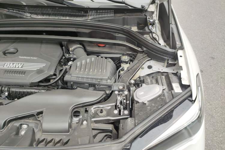 Used BMW X1 2022 sDrive20Li Fashion Model Engine Bay Left