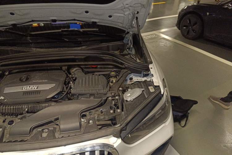 Used BMW X1 2022 sDrive25Li Leading Model Engine Bay Left