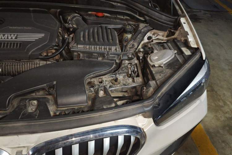 Used BMW X1 2022 sDrive25Li Leading Model Engine Bay Left