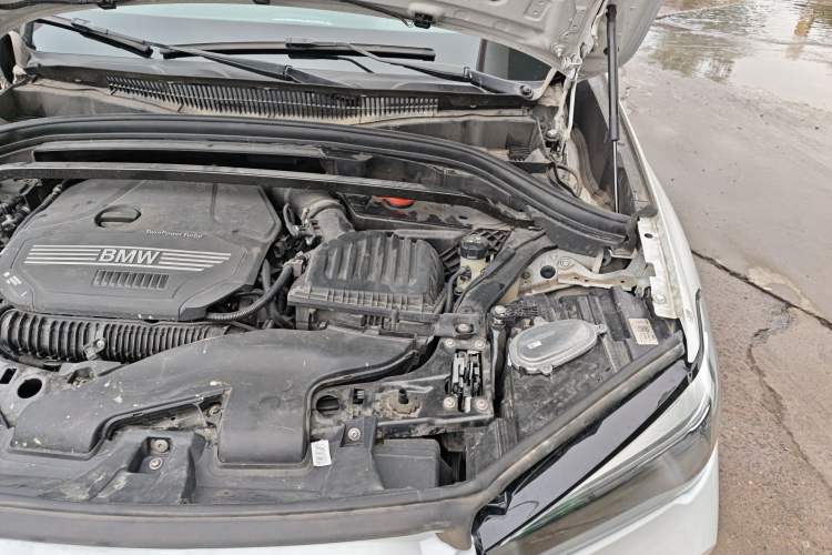 Used BMW X1 2022 sDrive25Li Leading Model Engine Bay Left