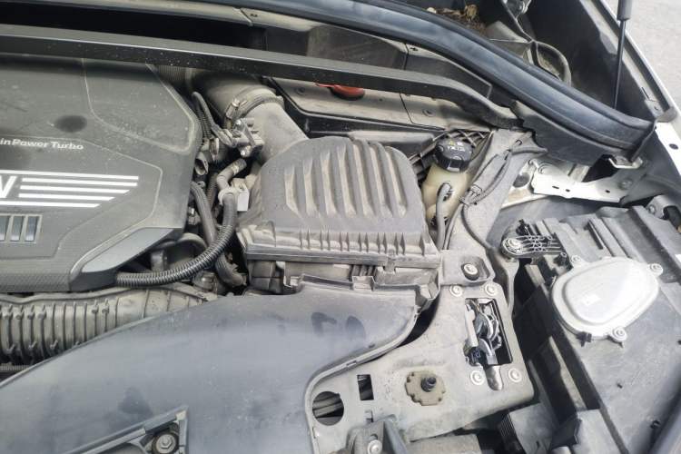 Used BMW X1 2022 sDrive25Li Leading Model Engine Bay Left