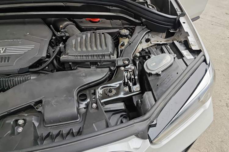 Used BMW X1 2022 sDrive25Li Leading Model Engine Bay Left