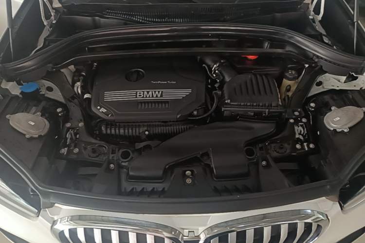 Used BMW X1 2022 sDrive25Li Leading Model Engine Bay