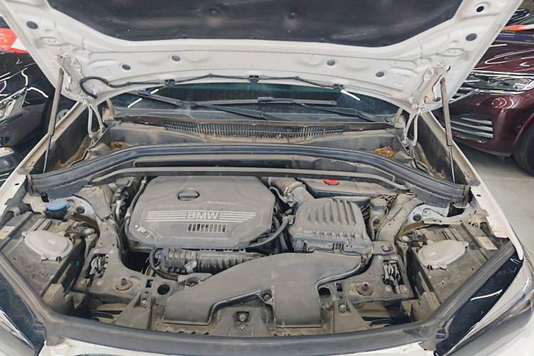Used BMW X1 2022 sDrive20Li Fashion Model Engine Bay