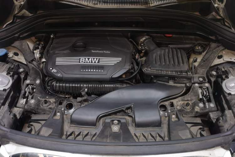Used BMW X1 2022 sDrive25Li Leading Model Engine Bay