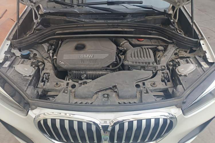 Used BMW X1 2022 sDrive20Li Fashion Model Engine Bay