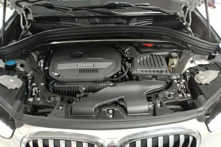 Used BMW X1 2022 sDrive25Li Leading Model Engine Bay