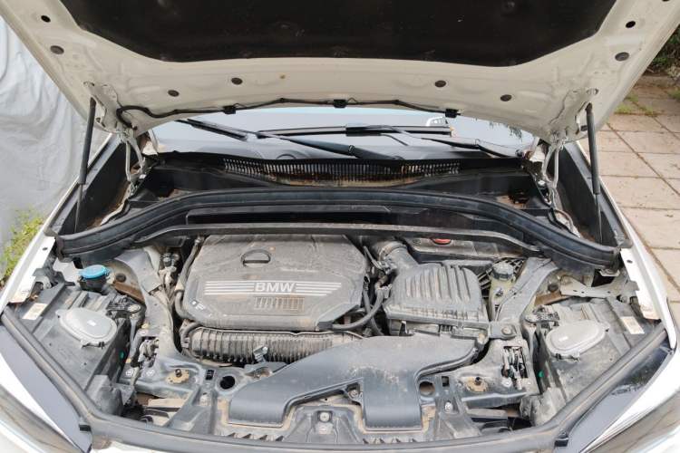 Used BMW X1 2022 sDrive25Li Leading Model Engine Bay