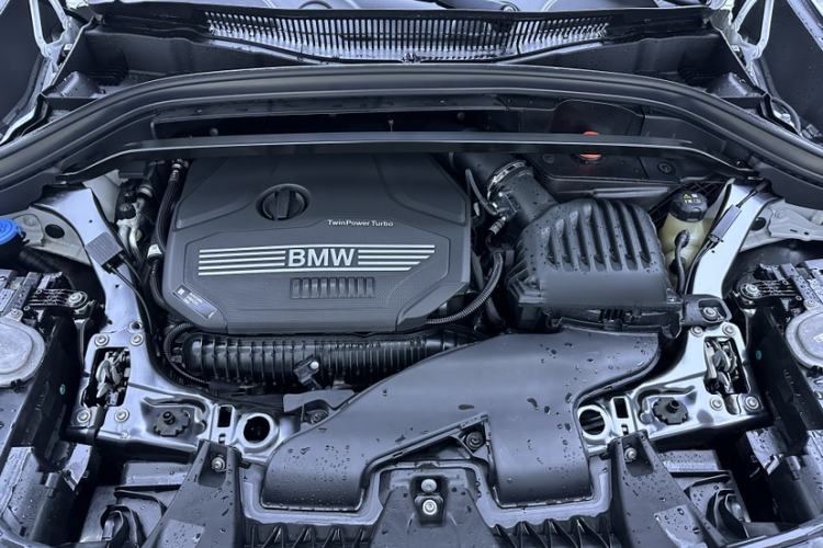 Used BMW X1 2022 sDrive25Li Leading Model Engine Bay