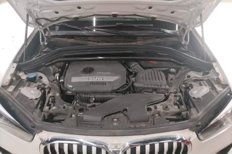 Used BMW X1 2022 sDrive20Li Fashion Model Engine Bay
