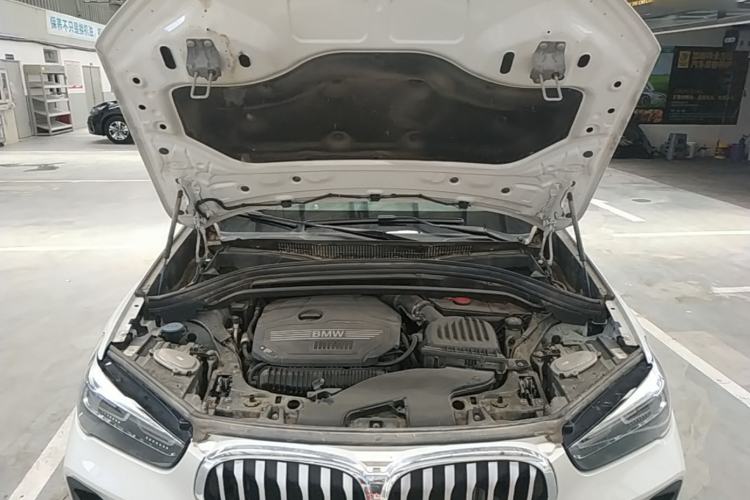 Used BMW X1 2022 sDrive25Li Leading Model Engine Bay