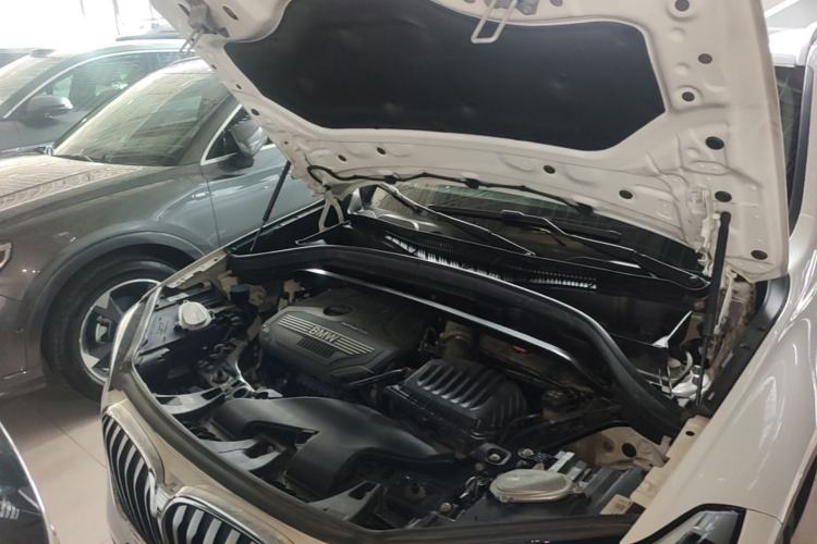 Used BMW X1 2022 sDrive20Li Luxury Model Engine Bay