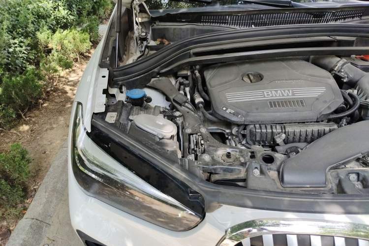 Used BMW X1 2022 sDrive20Li Fashion Model Engine Bay Right
