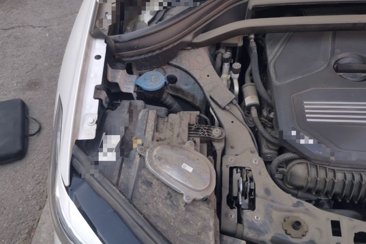 Used BMW X1 2022 sDrive25Li Leading Model Engine Bay Right