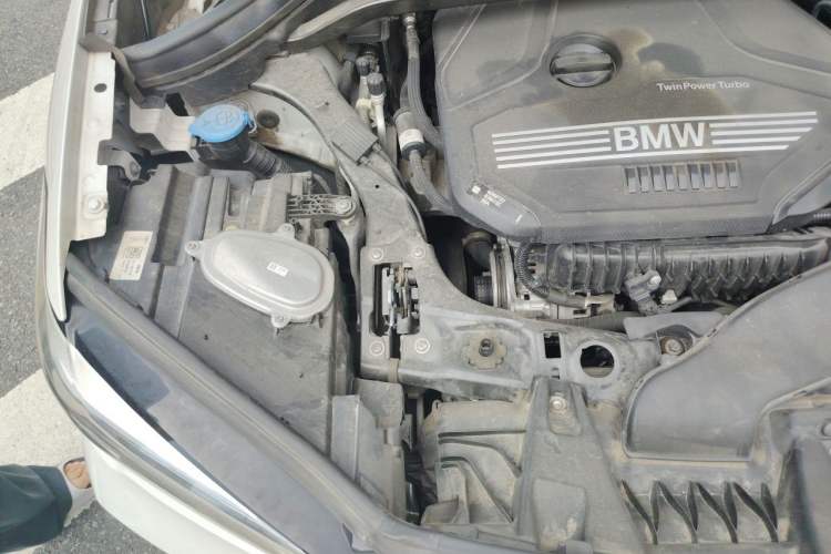 Used BMW X1 2022 sDrive20Li Fashion Model Engine Bay Right