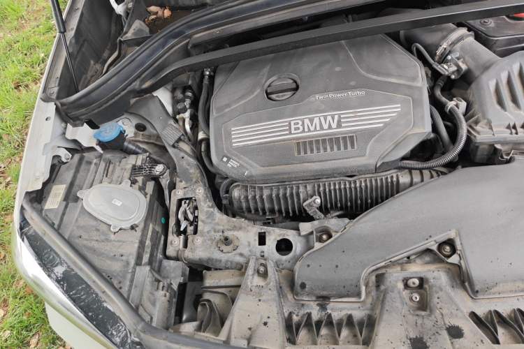 Used BMW X1 2022 sDrive25Li Leading Model Engine Bay Right