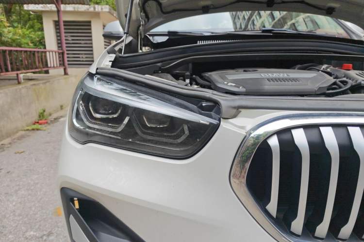 Used BMW X1 2022 Updated xDrive25Li Premium Edition Engine Bay Right
