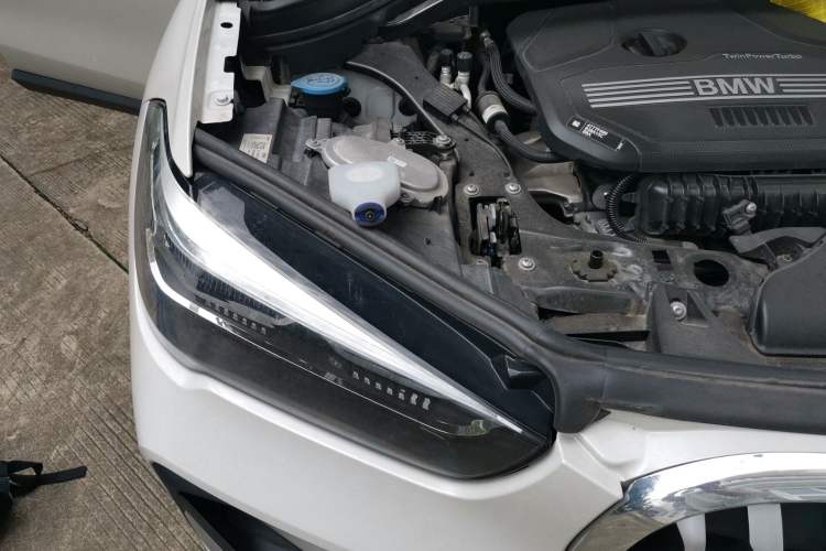Used BMW X1 2022 sDrive20Li Fashion Model Engine Bay Right