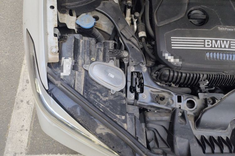 Used BMW X1 2022 sDrive25Li Leading Model Engine Bay Right
