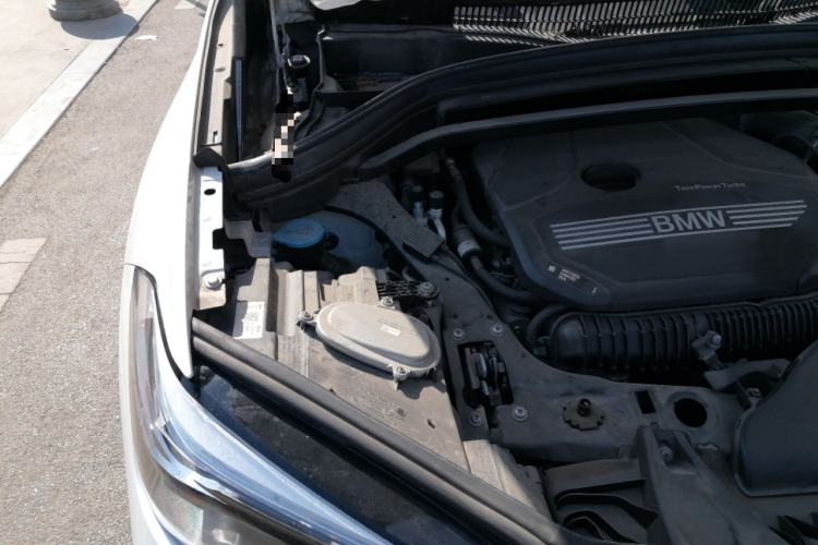 Used BMW X1 2022 sDrive25Li Leading Model Engine Bay Right