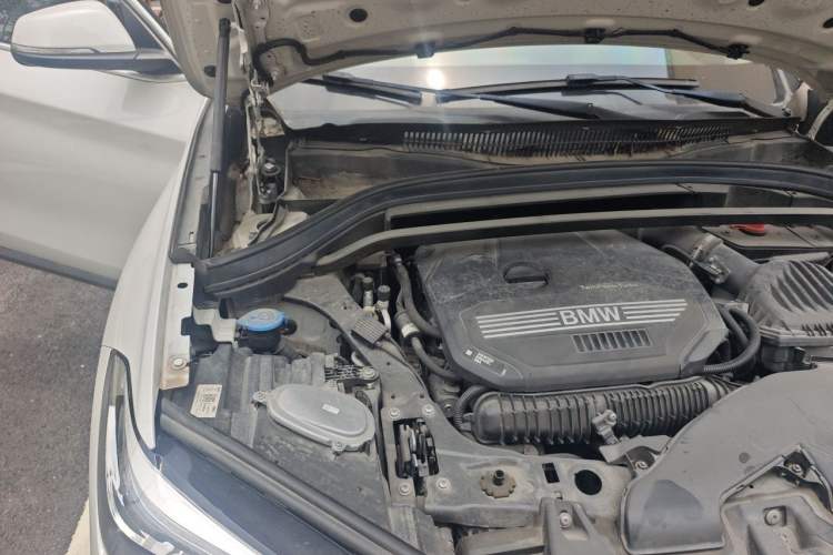 Used BMW X1 2022 sDrive25Li Leading Model Engine Bay Right