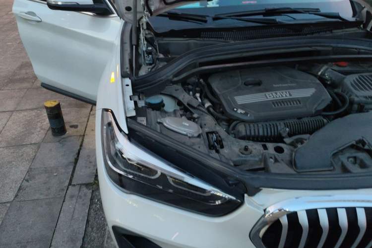 Used BMW X1 2022 sDrive25Li Leading Model Engine Bay Right