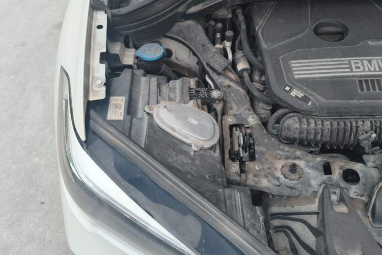 Used BMW X1 2022 sDrive25Li Leading Model Engine Bay Right