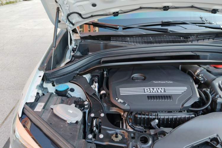 Used BMW X1 2022 sDrive20Li Fashion Model Engine Bay Right