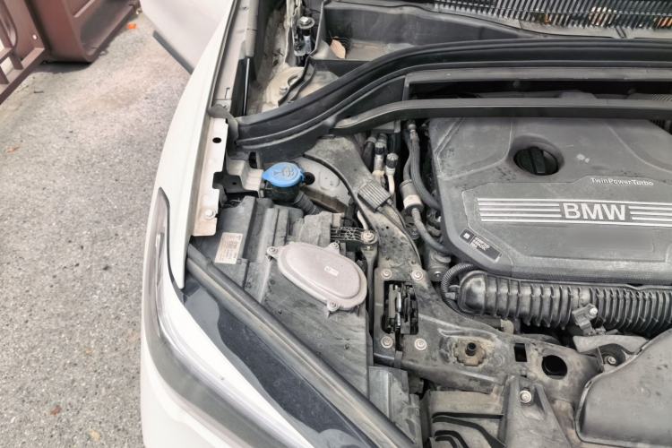 Used BMW X1 2022 sDrive25Li Leading Model Engine Bay Right