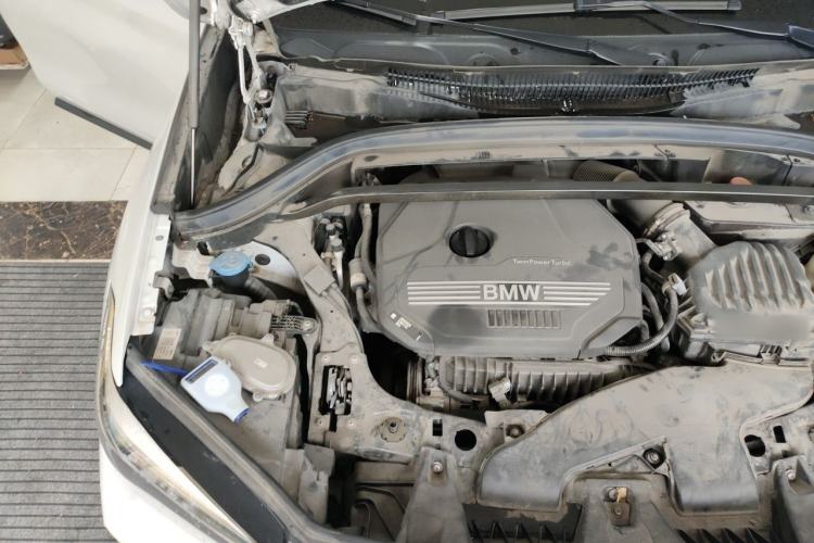 Used BMW X1 2022 sDrive20Li Fashion Model Engine Bay Right