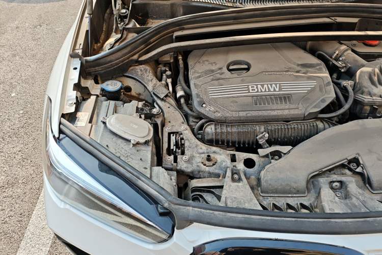 Used BMW X1 2022 sDrive25Li Leading Model Engine Bay Right
