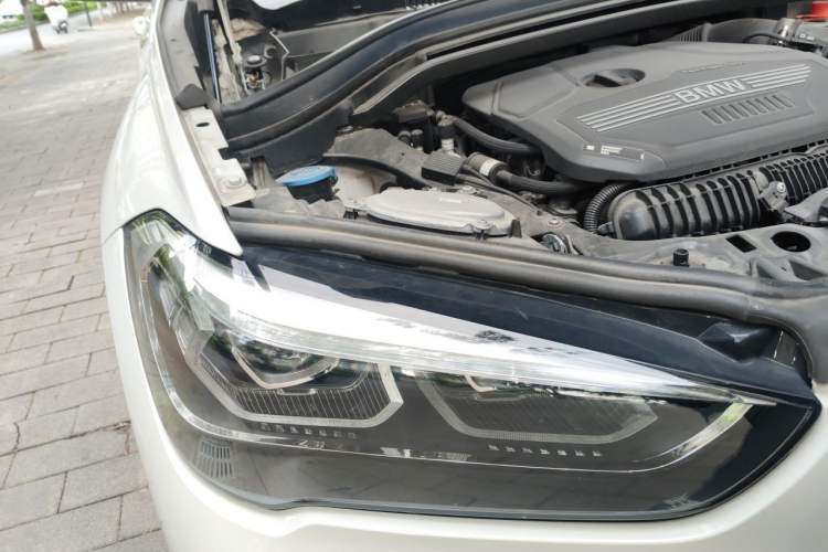 Used BMW X1 2022 sDrive25Li Leading Model Engine Bay Right