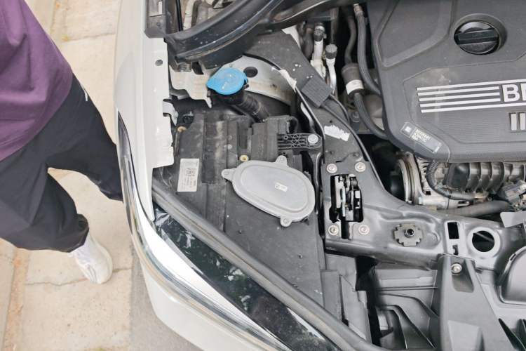 Used BMW X1 2022 sDrive20Li Fashion Model Engine Bay Right