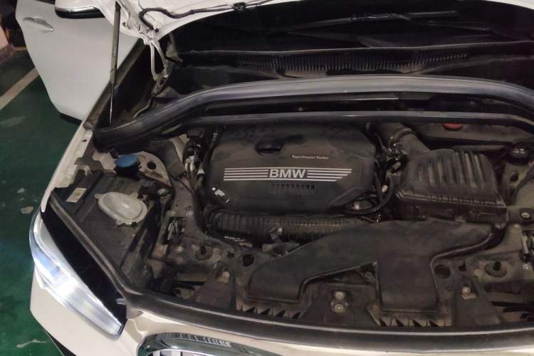Used BMW X1 2022 sDrive25Li Leading Model Engine Bay Right