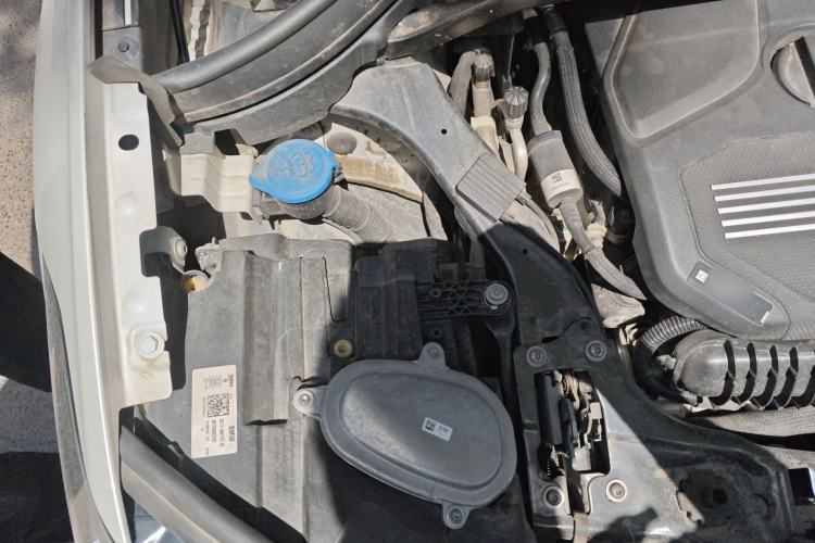 Used BMW X1 2022 sDrive25Li Leading Model Engine Bay Right