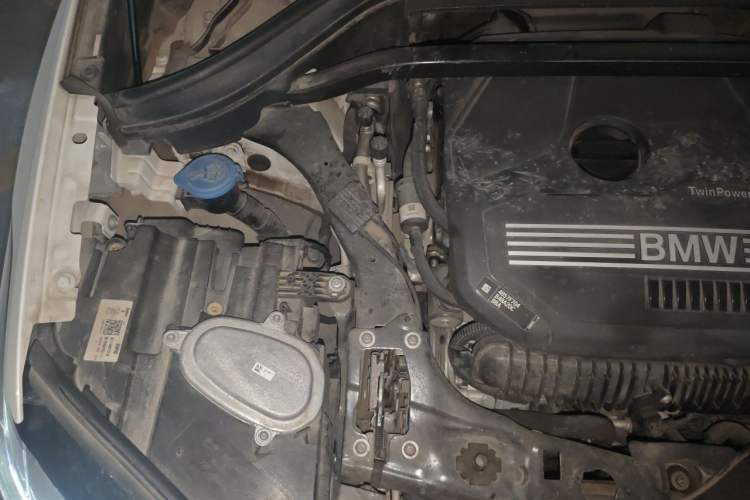 Used BMW X1 2022 sDrive25Li Leading Model Engine Bay Right