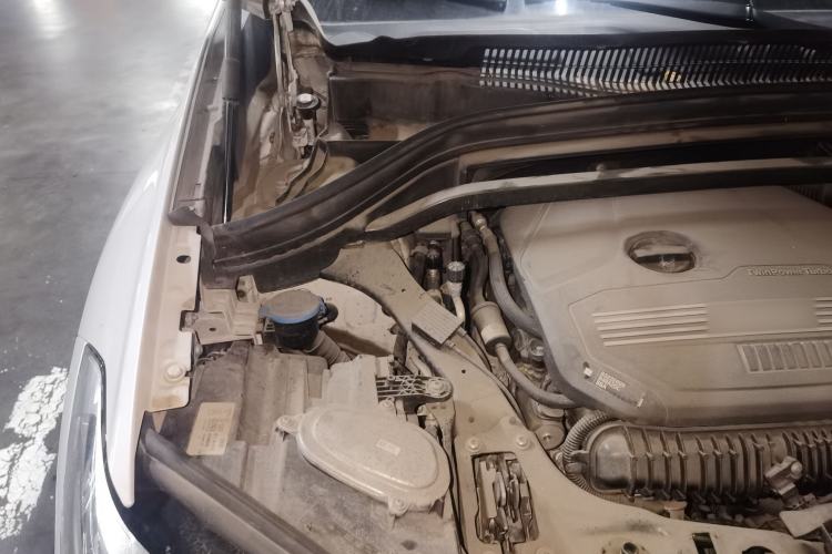 Used BMW X1 2022 sDrive25Li Leading Model Engine Bay Right