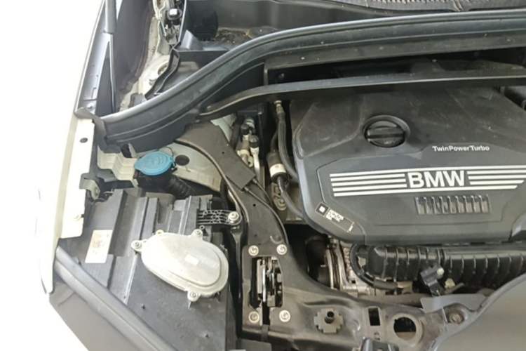 Used BMW X1 2022 sDrive20Li Fashion Model Engine Bay Right