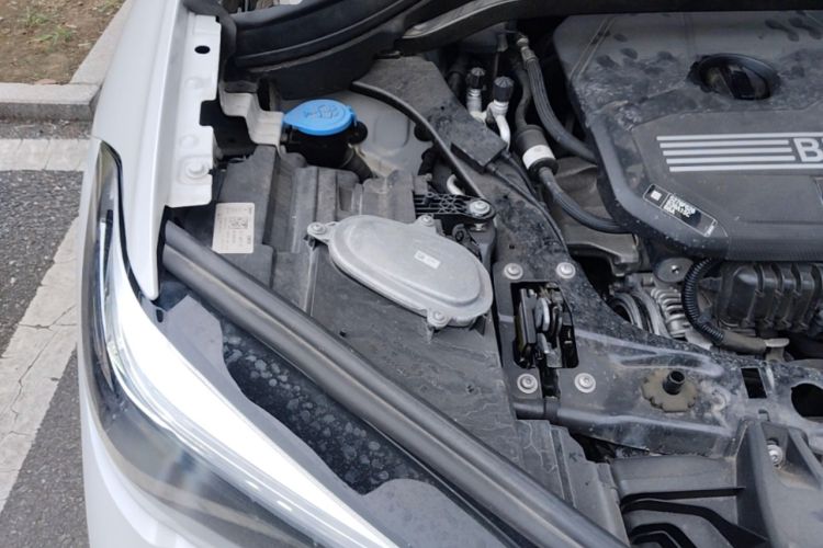 Used BMW X1 2022 sDrive20Li Fashion Model Engine Bay Right