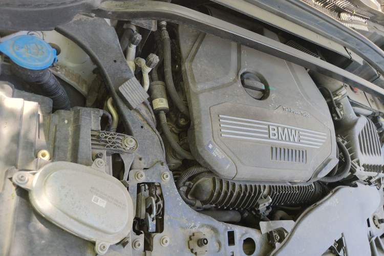 Used BMW X1 2022 sDrive25Li Leading Model Engine Bay Right