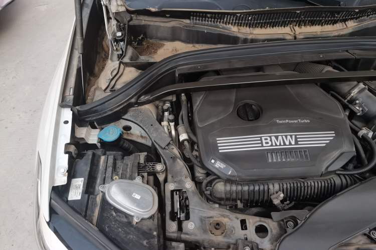 Used BMW X1 2022 sDrive25Li Leading Model Engine Bay Right
