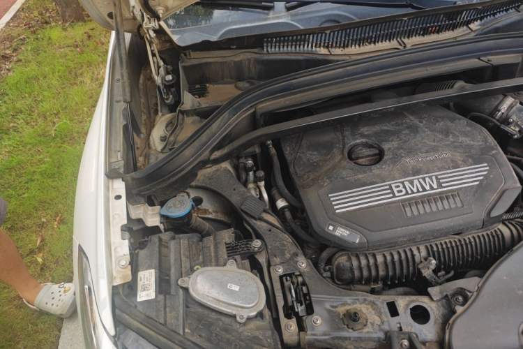 Used BMW X1 2022 Updated xDrive25Li Premium Edition Engine Bay Right