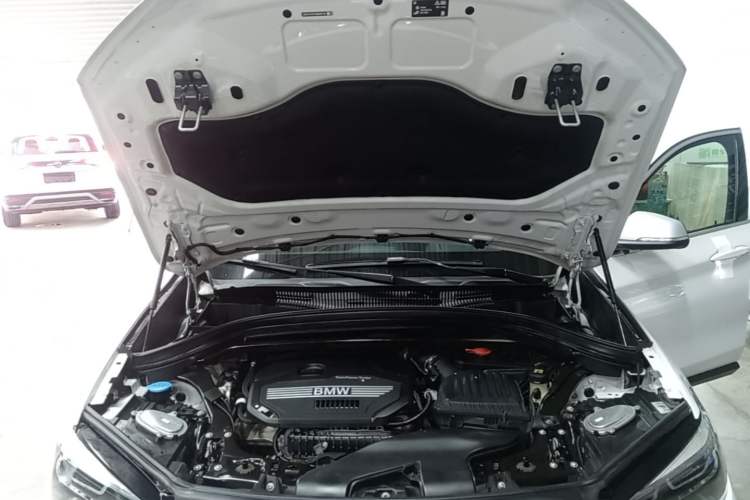 Used BMW X1 2022 sDrive20Li Luxury Model Engine Bay