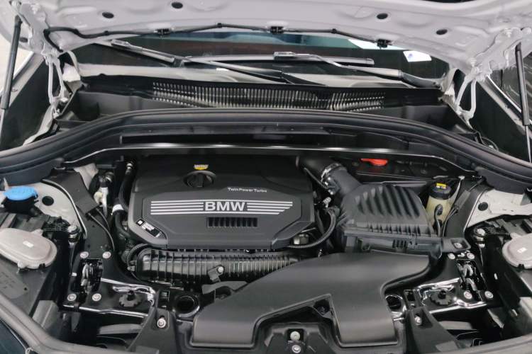 Used BMW X1 2022 sDrive25Li Leading Model Engine Bay