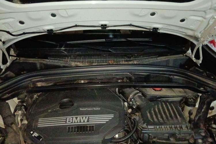 Used BMW X1 2022 sDrive25Li Leading Model Engine Bay